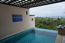 21.全室プール付きのスイートルームです