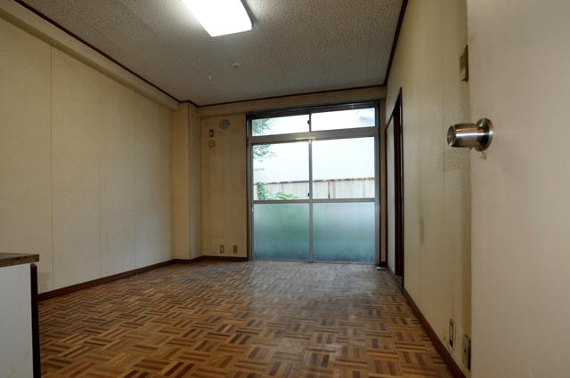 JLBnakanobu102balcony_before_640