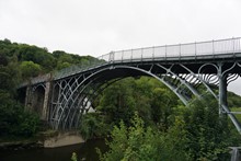 120-%e5%85%a8%e9%95%b7%e3%81%8a%e3%82%88%e3%81%9d30%e3%83%a1%e3%83%bc%e3%83%88%e3%83%ab%e3%81%ae%e9%8b%b3%e9%89%84%e8%a3%bd%e3%81%ae%e3%81%93%e3%81%ae%e6%a9%8b%e3%81%af%e3%80%811779%e5%b9%b4%e3%81%ab